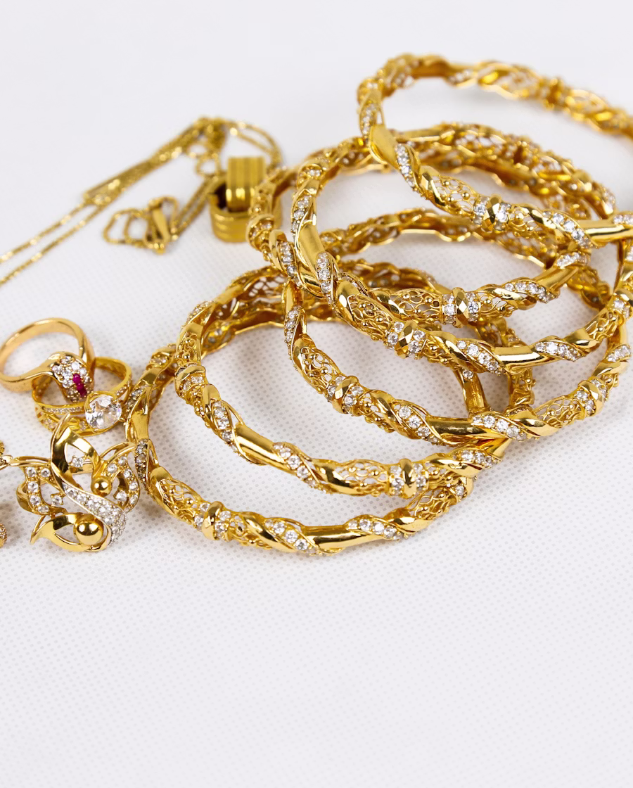 Illustrative production reference: jewellery workshop