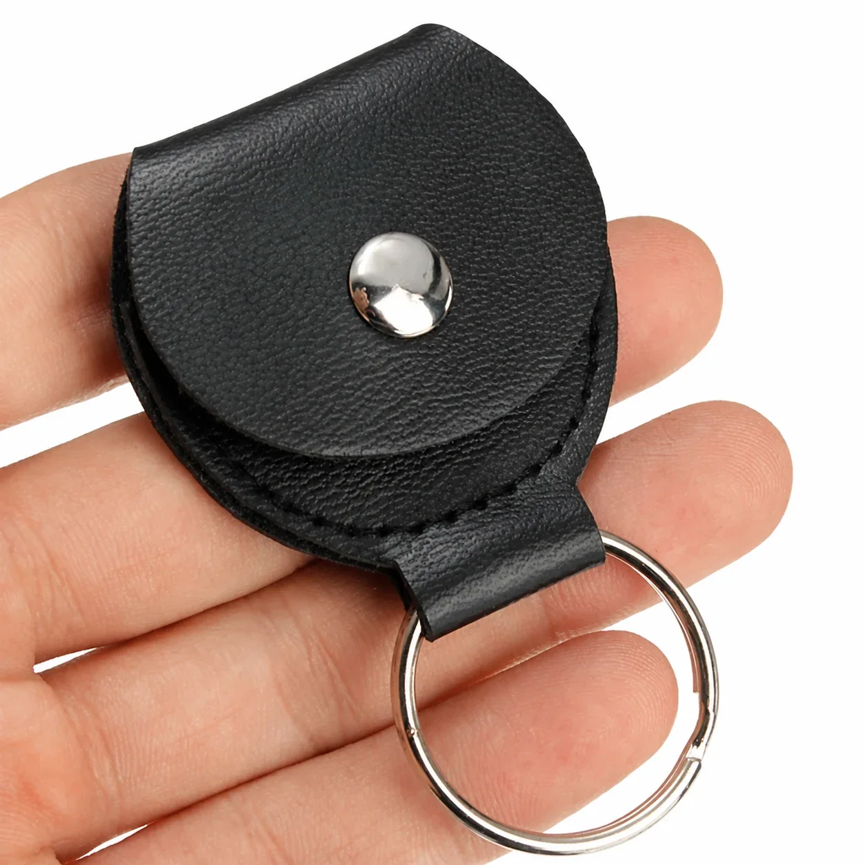 Edgy Stainless Steel Pick Pendant Box Chain Necklace - Guitar Pick Leather Case
