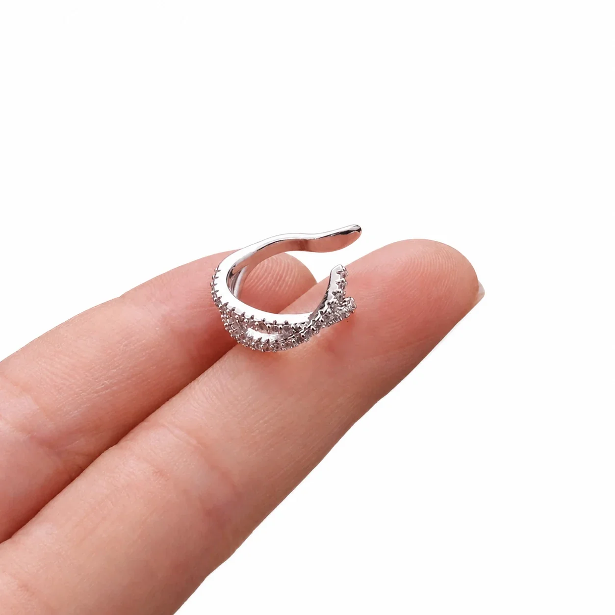Sparkling 316 Stainless Steel Pavé Ear Cuff 10mm - Silver Crossed Pavé Wrap