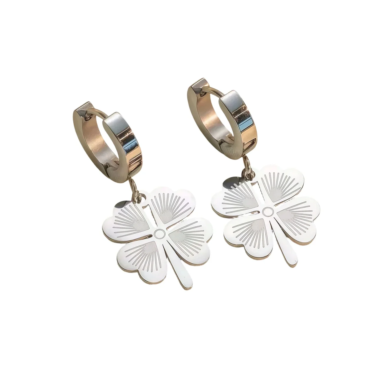 Foto del producto: Pendientes aro de acero inoxidable 316 con trébol Gold PVD