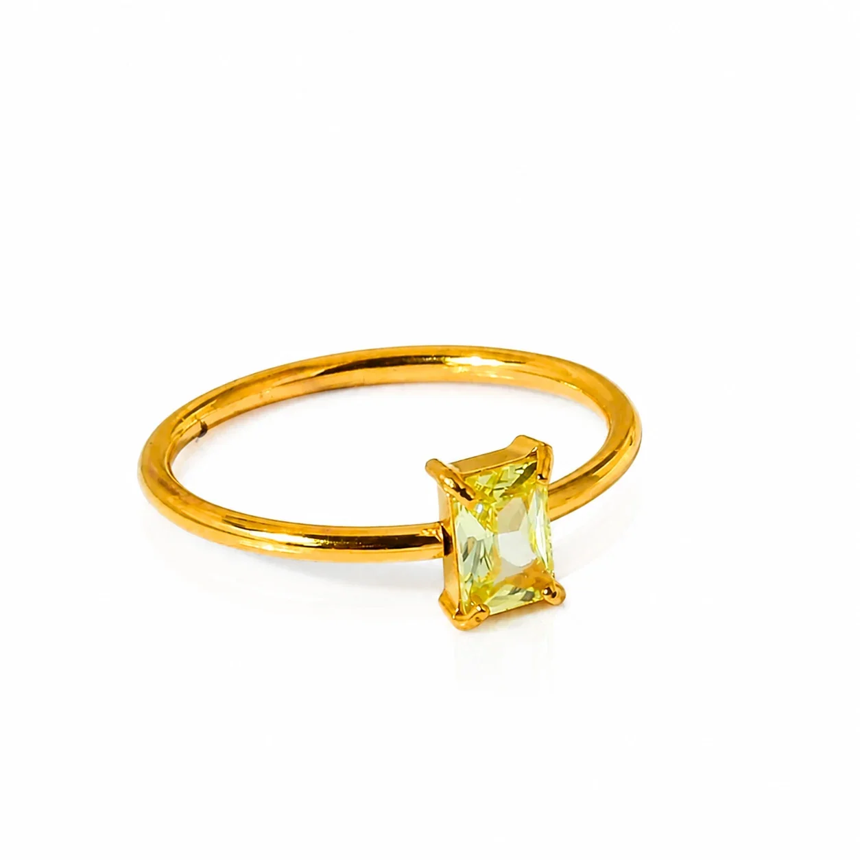 Ring with Rectangular Prong-Set CZ 316 Stainless Steel Gold PVD - Gold Light Green CZ