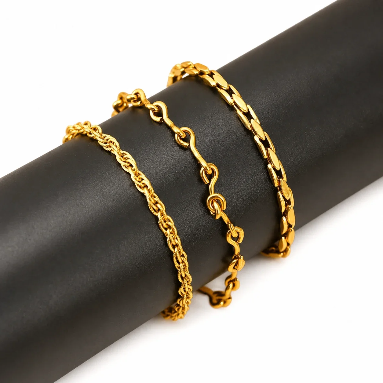 Sculptural Stainless Steel Gold-Tone Geometric Chain Anklet