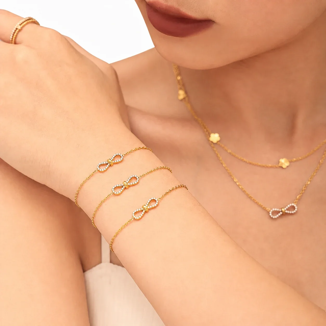 Delicate Stainless Steel Pavé Bow Cable Chain Jewelry Set