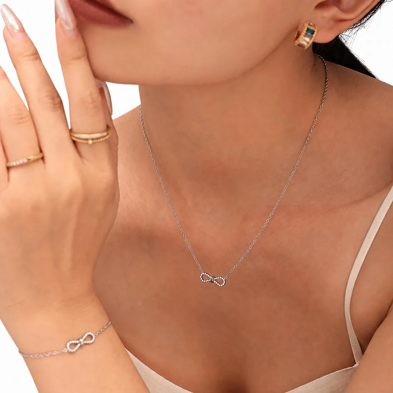 Delicate Stainless Steel Pavé Bow Cable Chain Jewelry Set