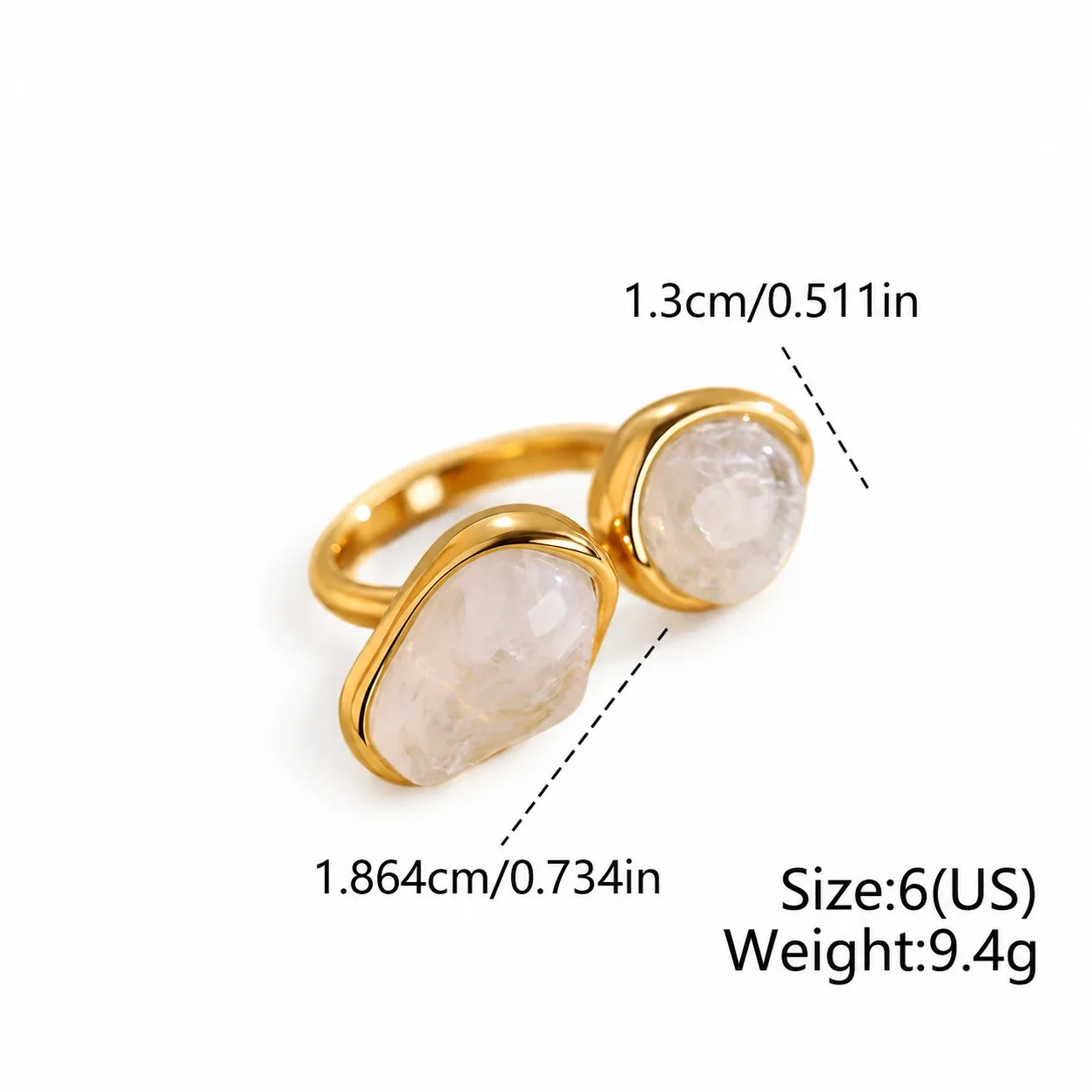 Open ring met twee onregelmatige harsinlegstukken, verguld productfoto