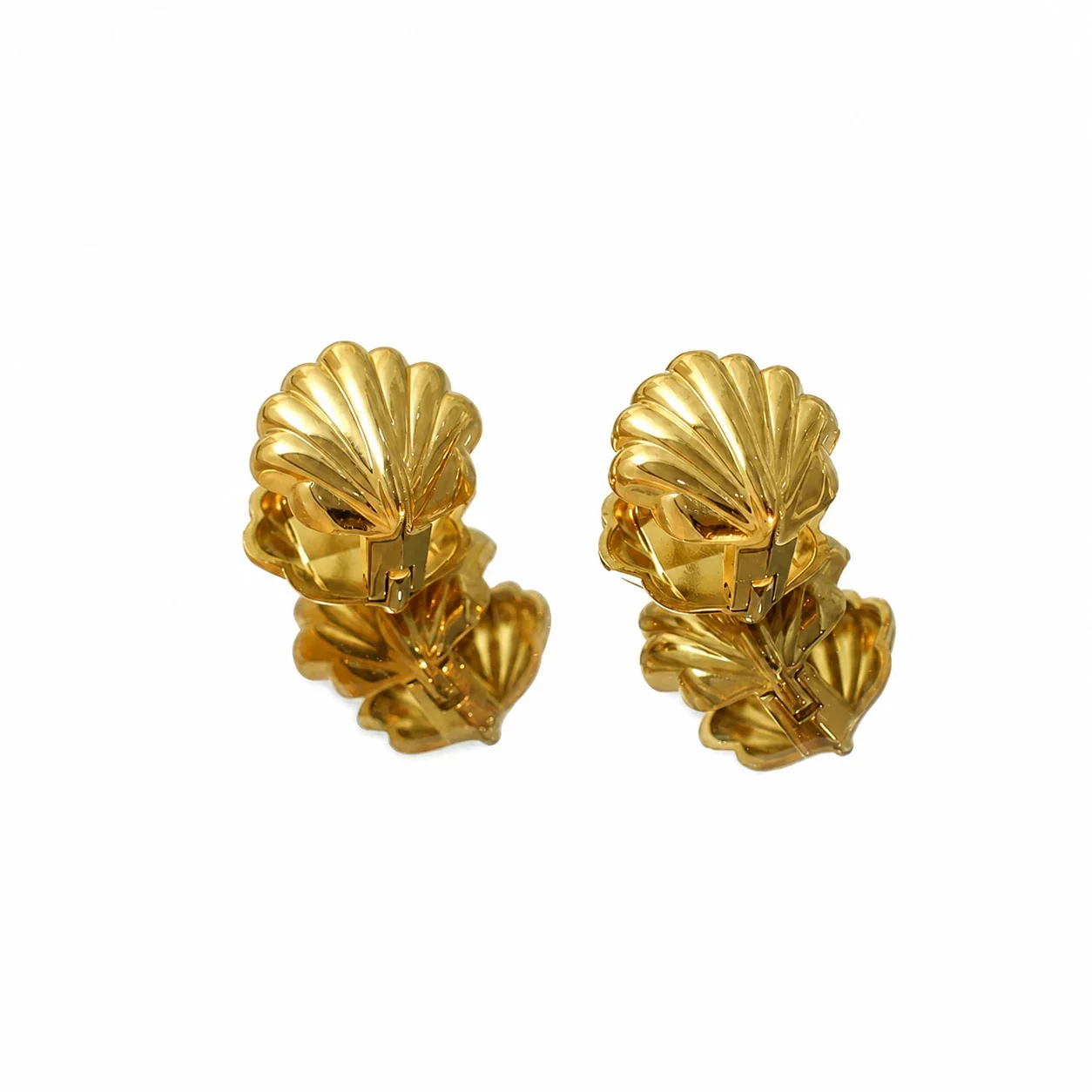 Sculptural Gold-Plated Shell Clip-On Earrings