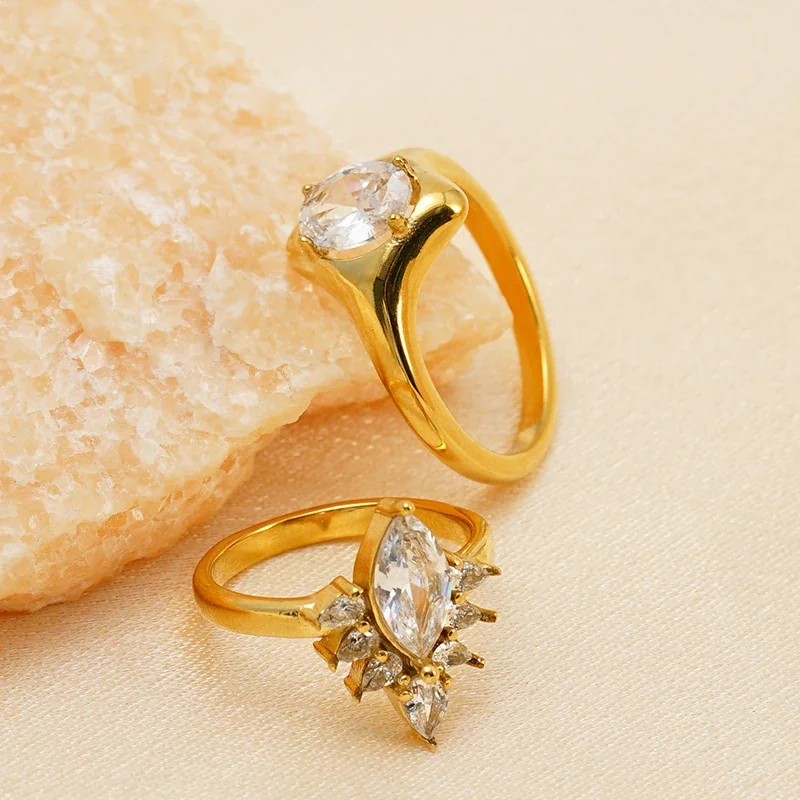 Ring, Marquise Cluster & Oval Crystal, Gold PVD 316 Stainless Steel