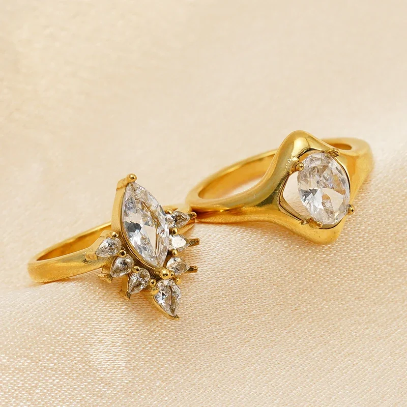 Ring, Marquise Cluster & Oval Crystal, Gold PVD 316 Stainless Steel