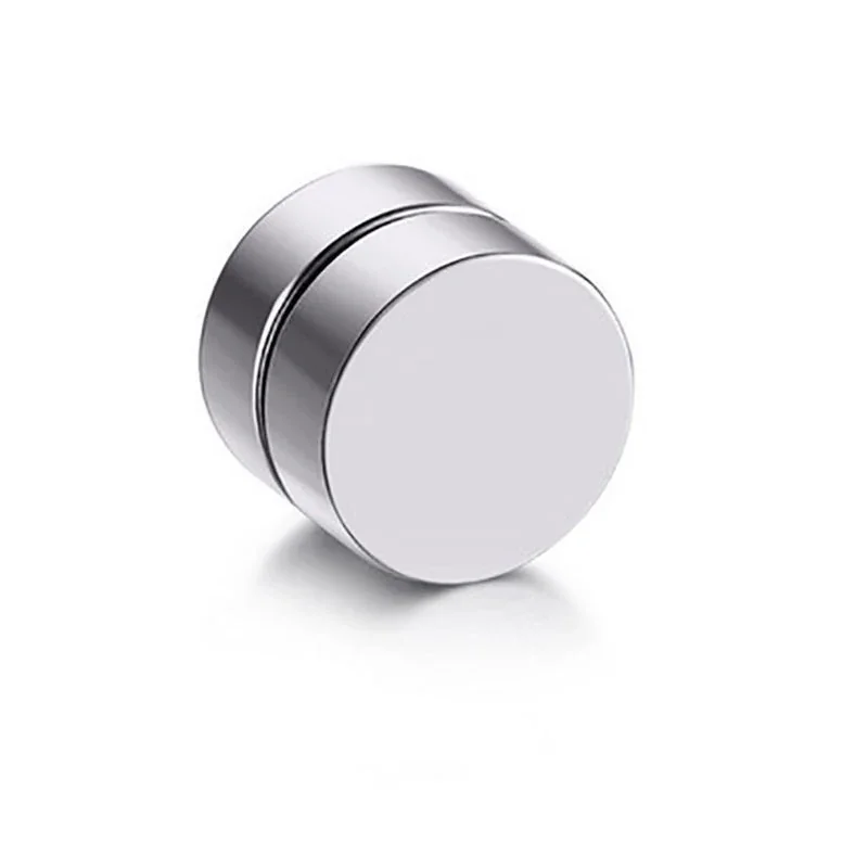 Minimal Stainless Steel Round Disc Magnetic Clip-On Stud Earring - Smooth Silver