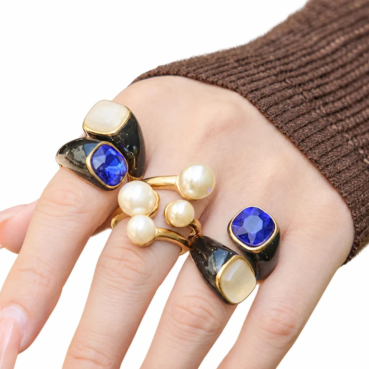 Pearl-Effect & Blue Crystal Ring, Stainless Steel 18K Gold PVD