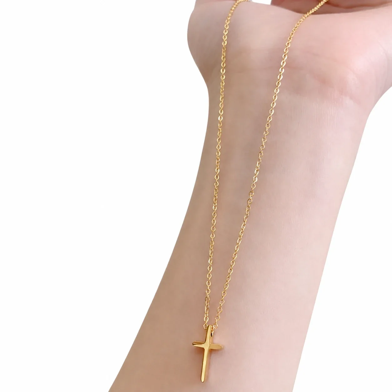 Delicate 18K Gold-Plated Cross Pendant Cable Chain Necklace
