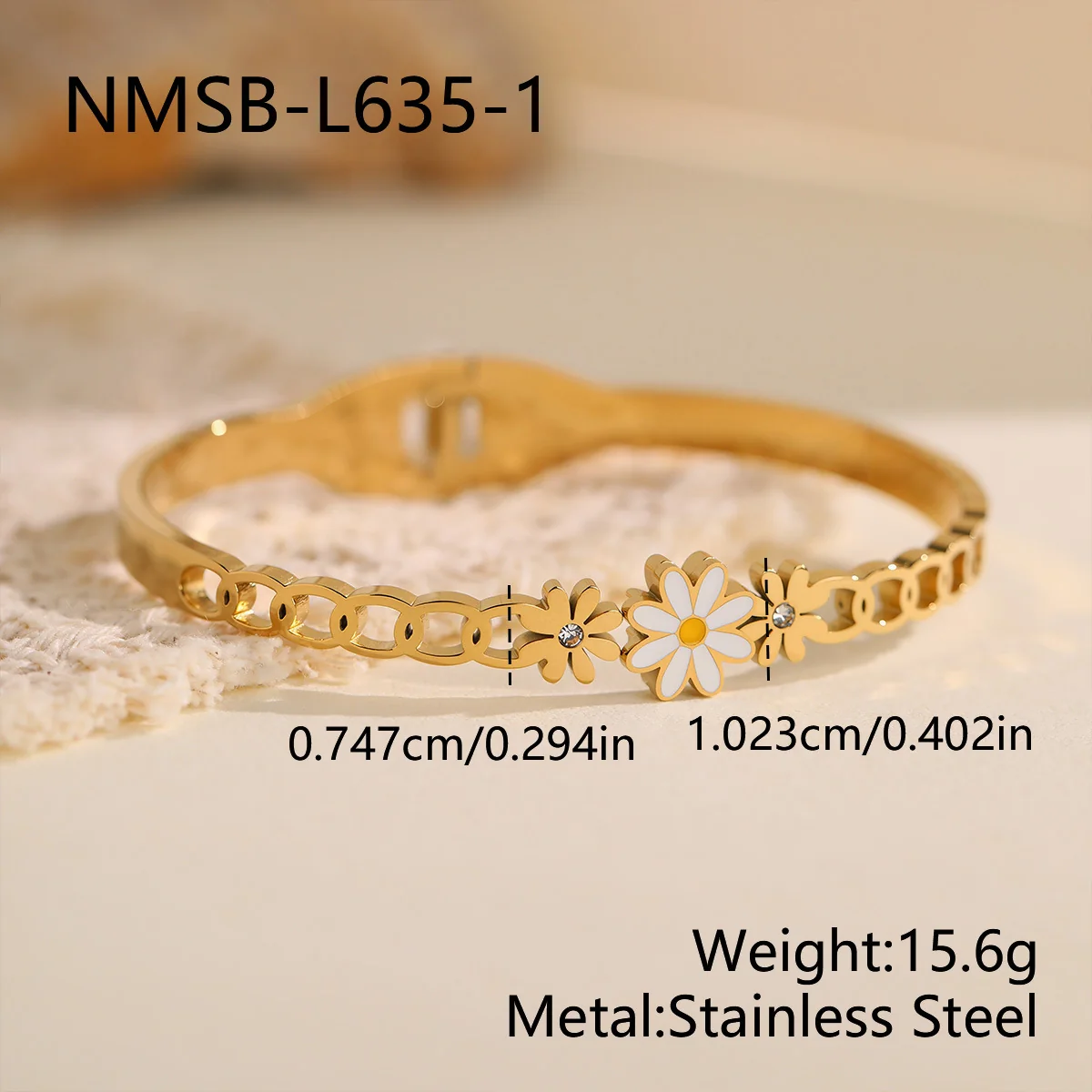 Photo produit : Bracelet à maillons marguerites, fleurs blanches, acier inoxydable plaqué or 18K