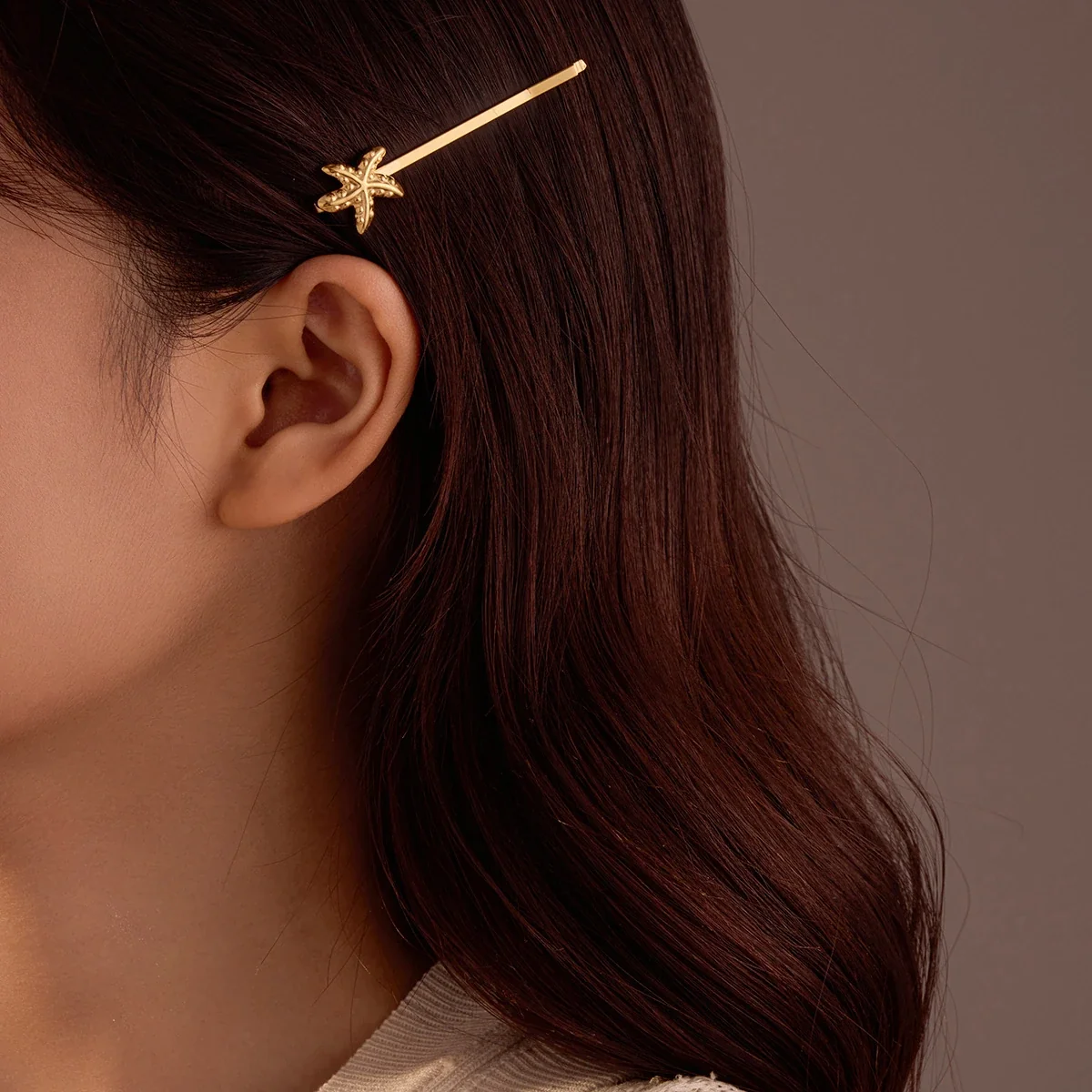 Starfish Hair Pin with Textured Arms in 18K Gold-Plated Steel