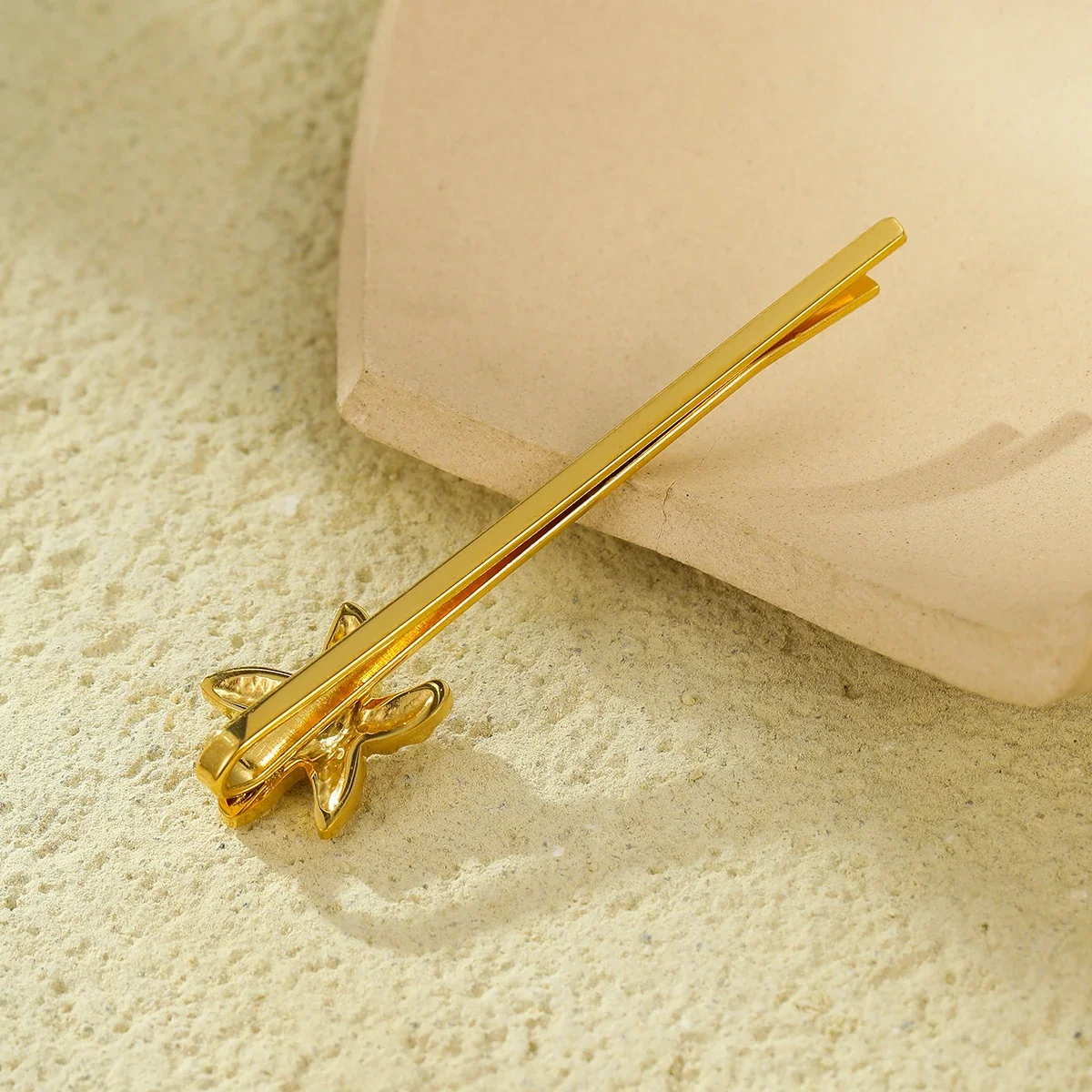 Starfish Hair Pin with Textured Arms in 18K Gold-Plated Steel
