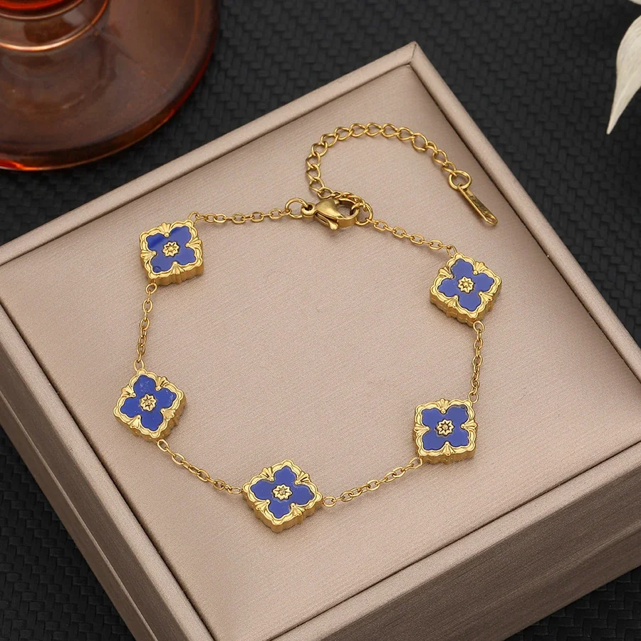 Photo produit : Bracelet chaîne à cinq fleurs en acier inoxydable plaqué or 18K