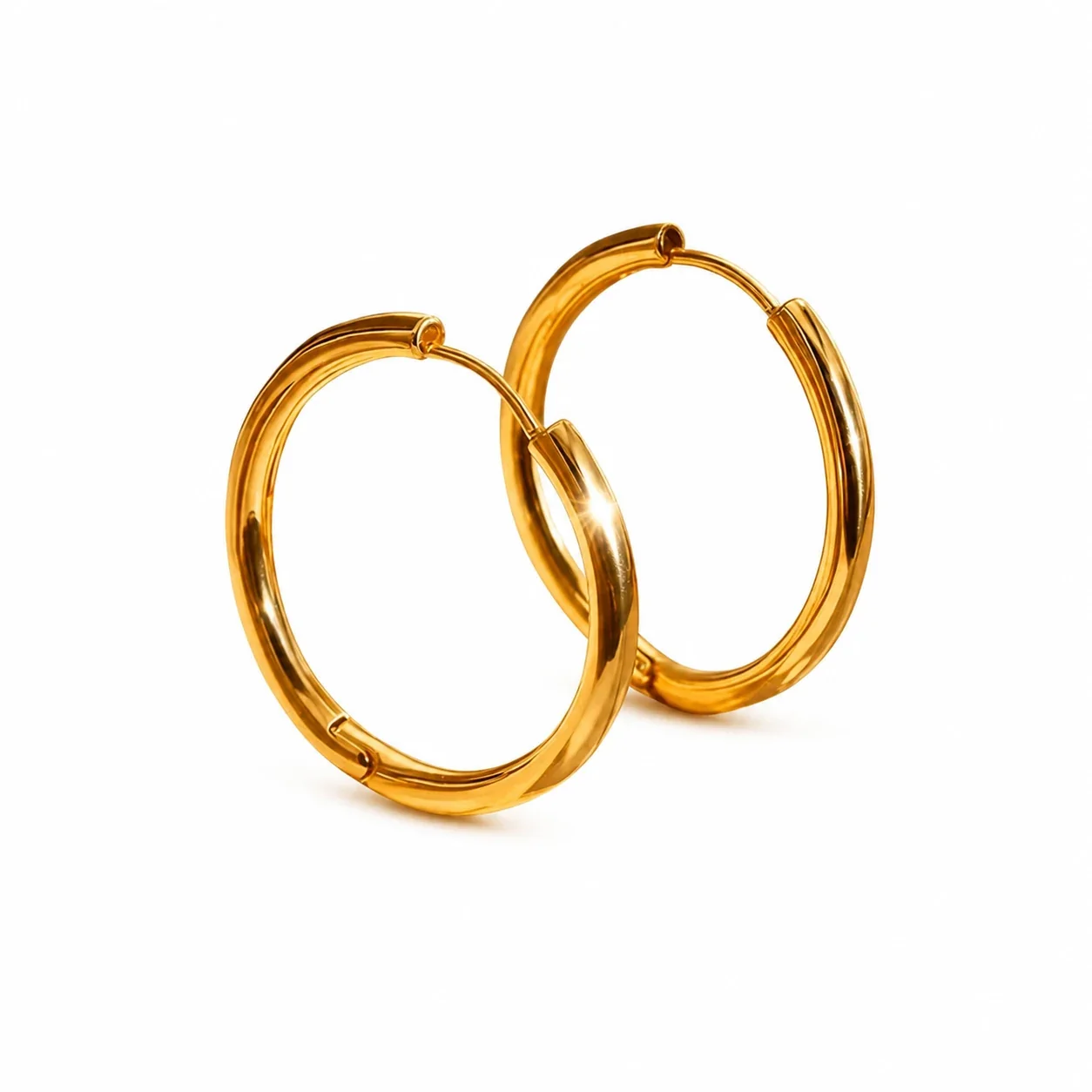 Foto del producto: Pendientes aro acero inoxidable 316 con tubo redondo y cierre de bisagra Gold PVD