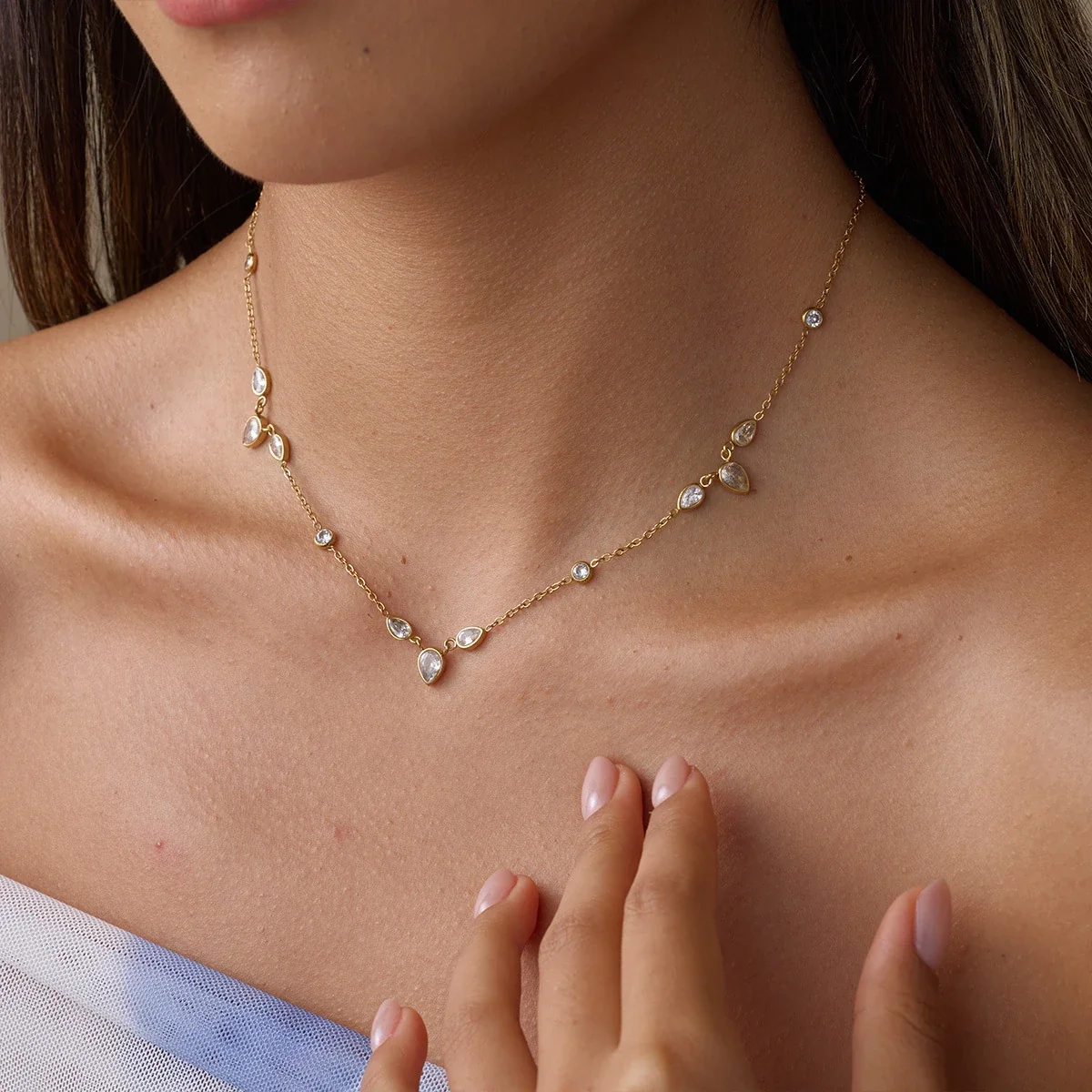 Ketting met peervormige en ronde CZ, 18K verguld productfoto