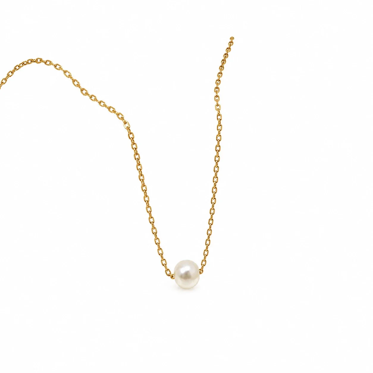 Delicate Gold-Plated Pearl Pendant Necklace