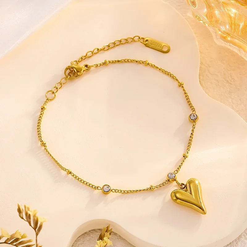 Heart Charm Crystal Chain Bracelet in 18K Gold-Plated Steel