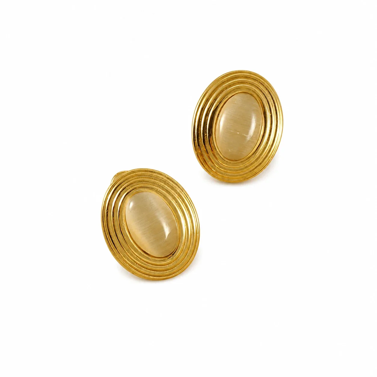 Retro 18K Gold-Plated Oval Cabochon Ribbed Stud Earrings