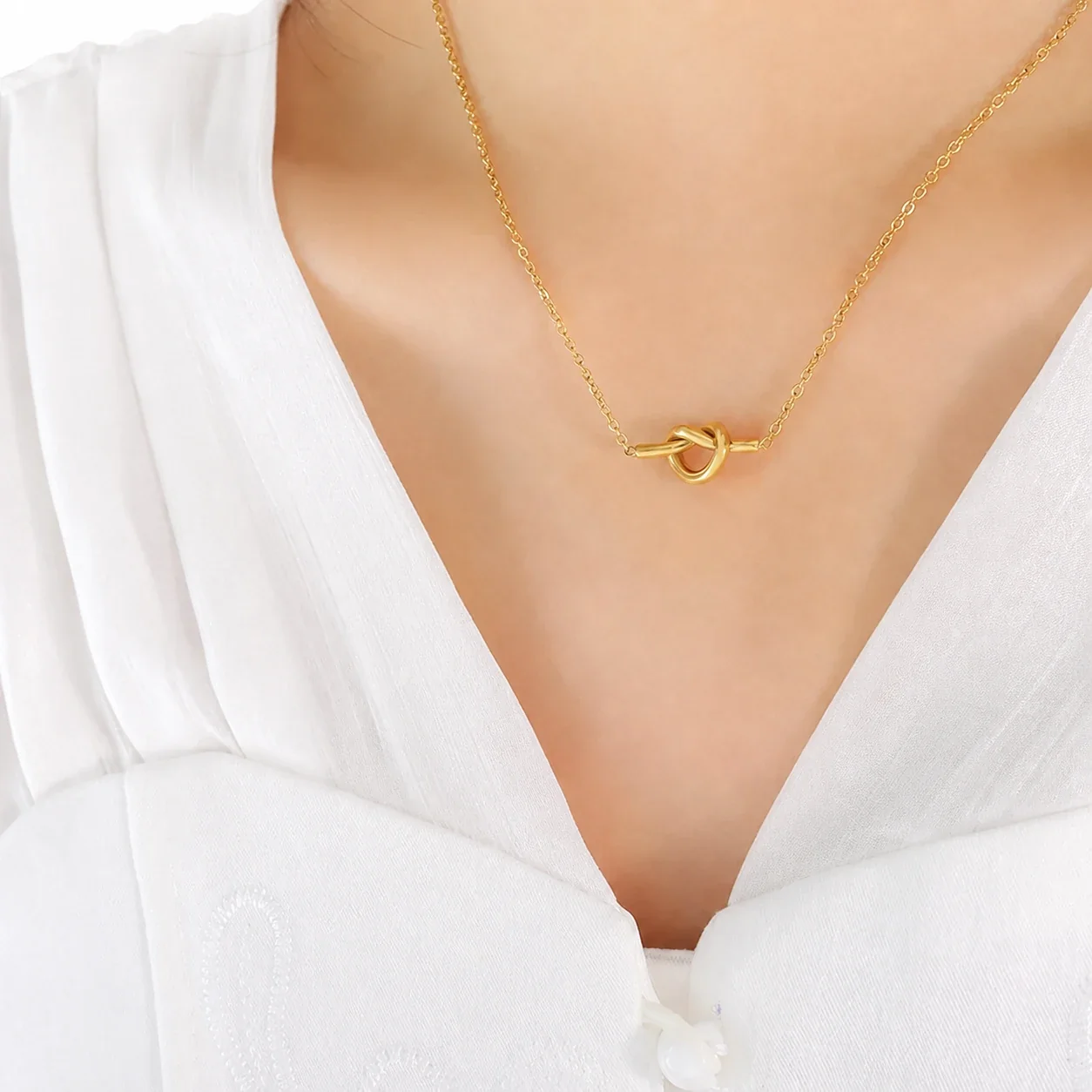 Polished 316 Stainless Steel Knot Pendant Necklace - Gold