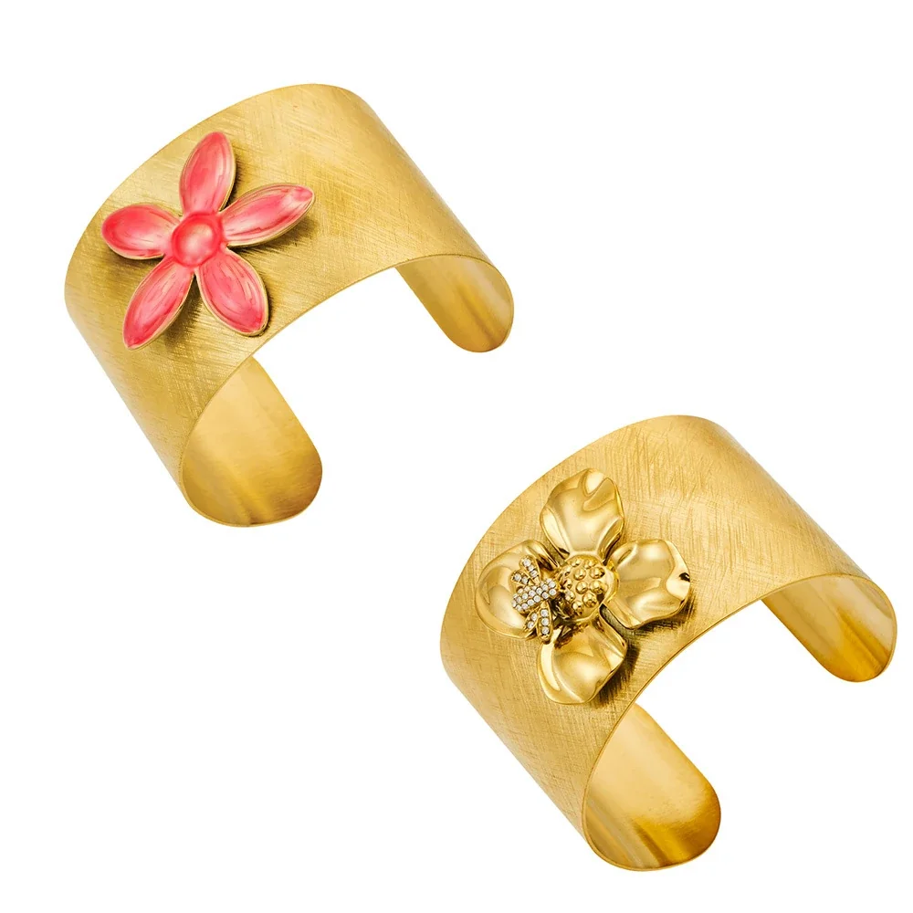 Brushed 18K Gold PVD 316L Stainless Steel Flower Bee Wide Cuff