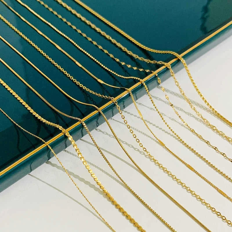 Foto del producto: Collar de Cadena con Seis Estilos de Eslabones de Acero Inoxidable Chapado en Oro de 18K