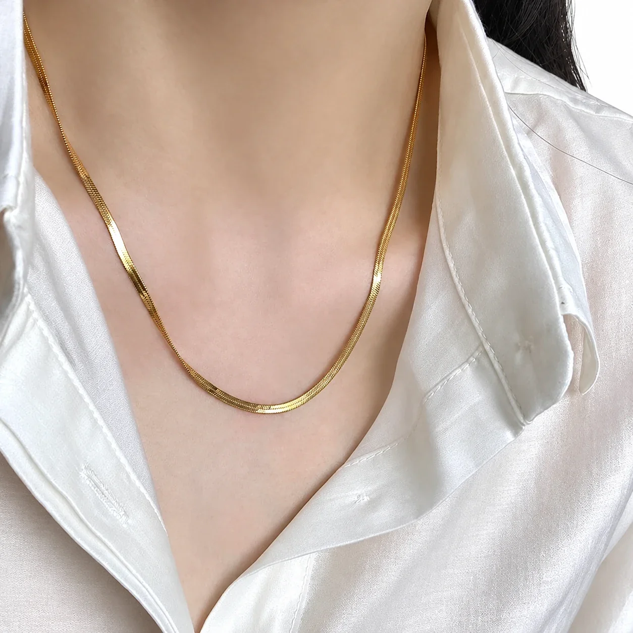 Foto del producto: Collar de Cadena con Seis Estilos de Eslabones de Acero Inoxidable Chapado en Oro de 18K