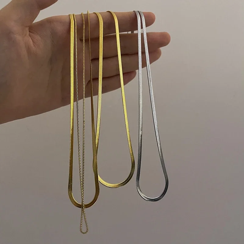 Slangenketting, enkel of gelaagd van roestvrij staal productfoto