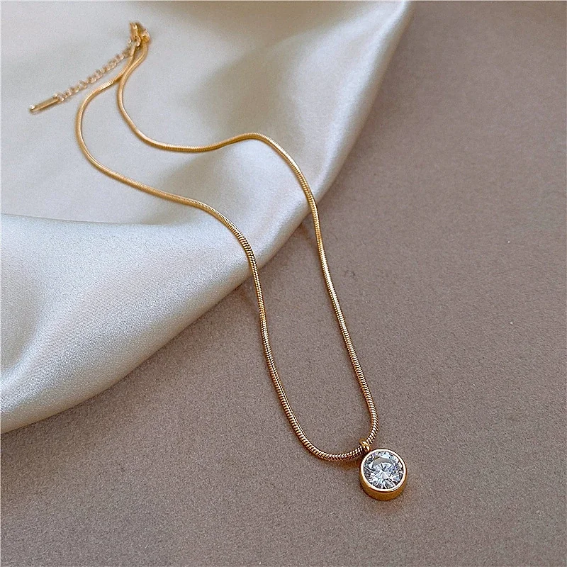 Produktfoto: Pendant Necklace Round Bezel Crystal Snake Chain, Stainless Steel