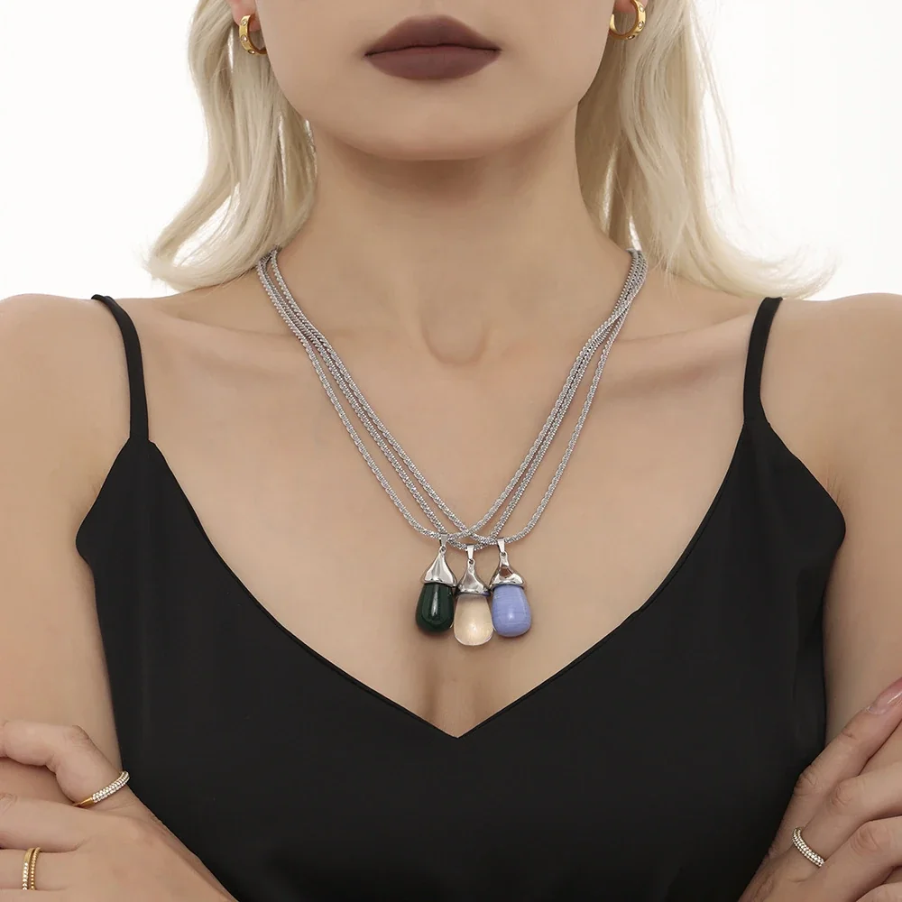 Pendant Necklace with Fluted Cap and Teardrop Resin, Gold-Plated