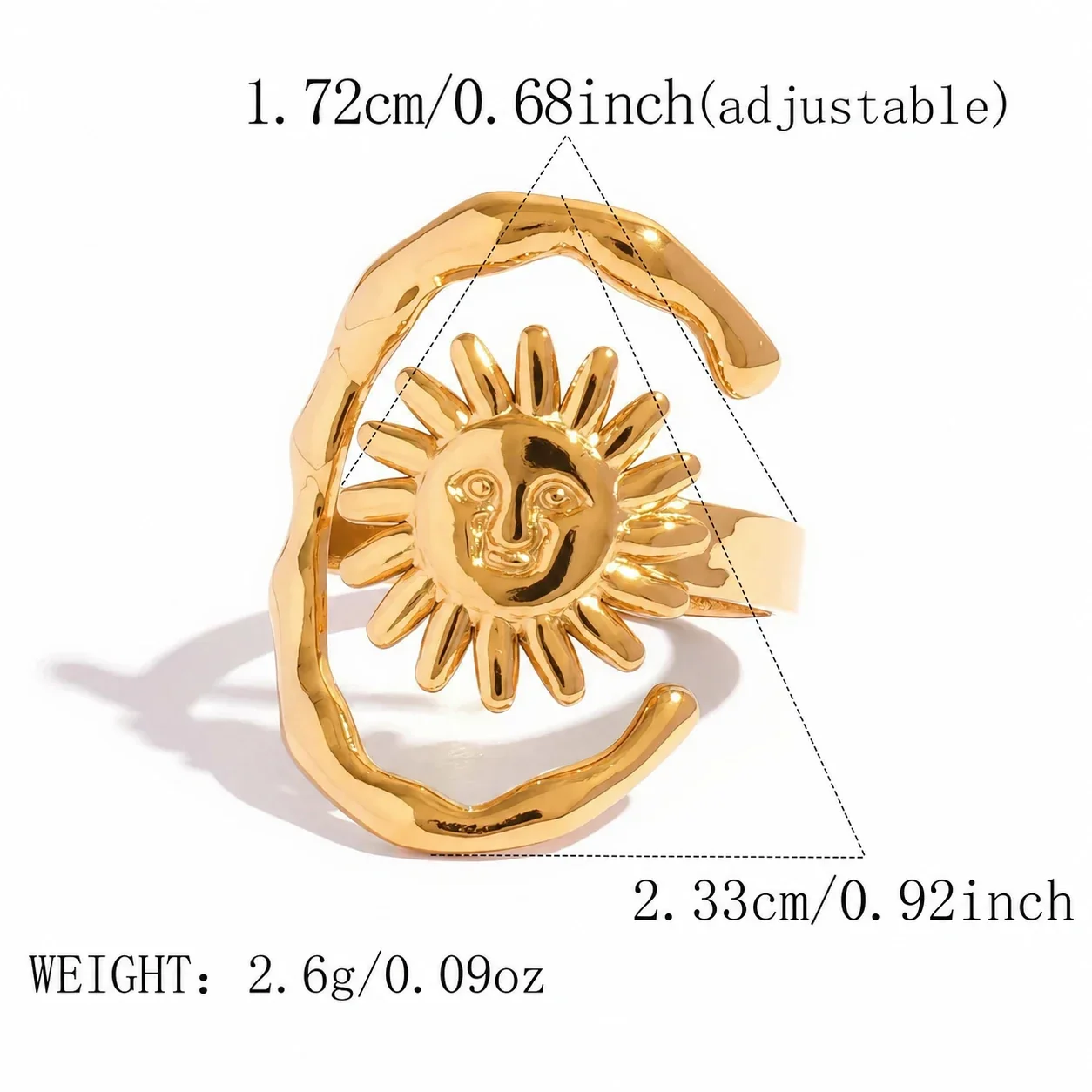 Open ring met zonnengezicht en hamerslaglook in roestvrij staal goud PVD productfoto
