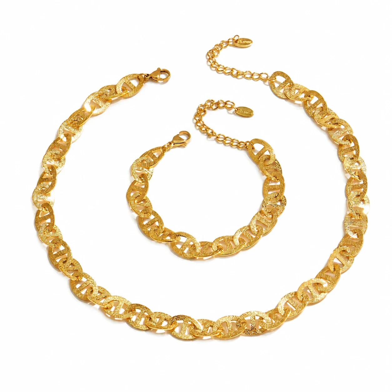 Jewelry Set Textured Openwork Oval Link Gold PVD Stainless Steel