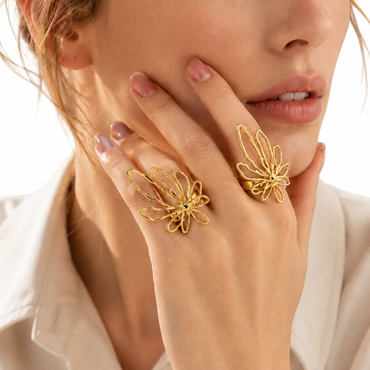 Sculptural Open-Petal Hammered 316L Gold-Plated Ring