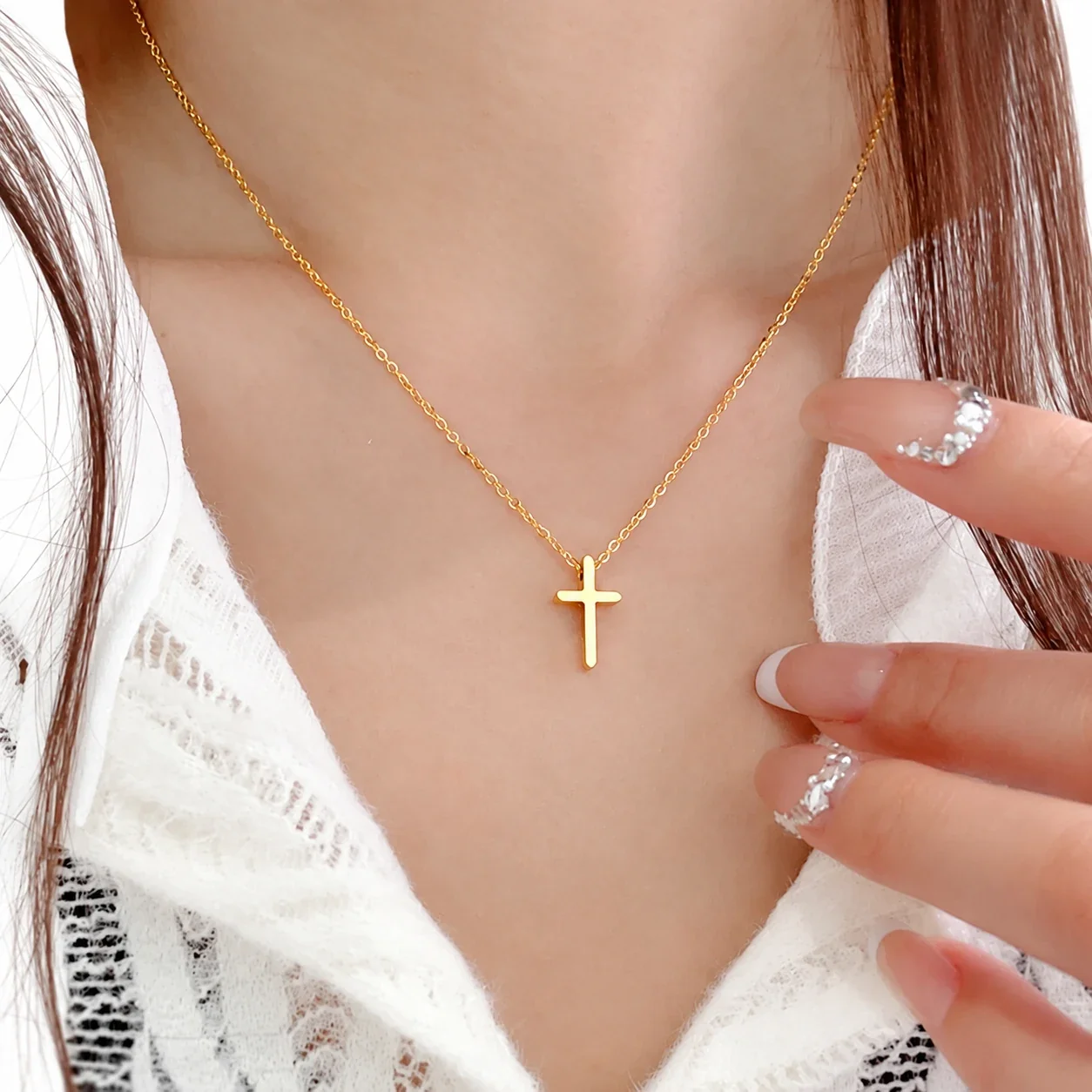 Cross Necklace, Fine Oval Chain, 18K Gold-Plated Stainless Steel - Gold