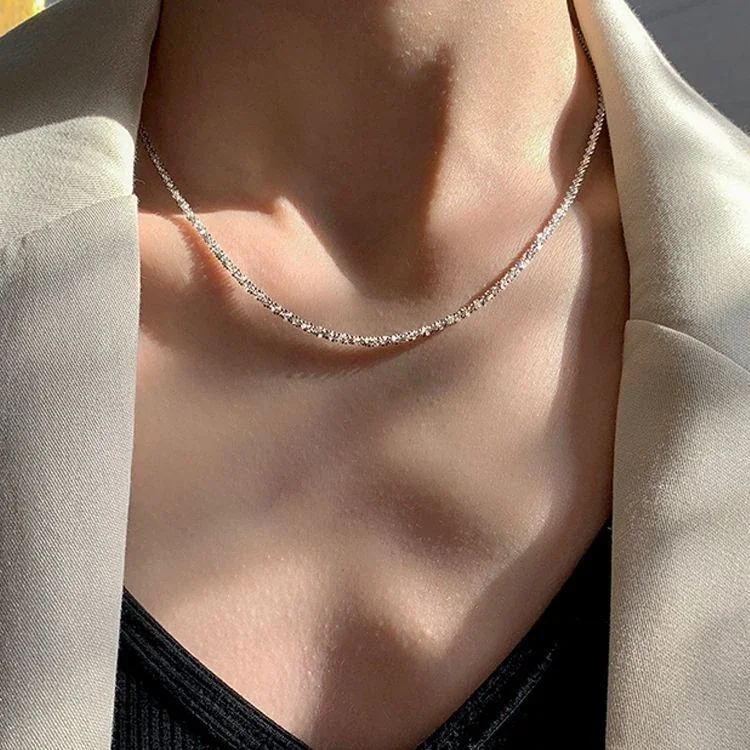 Foto prodotto: Snake Chain U-Neck Textured Stainless Steel Necklace