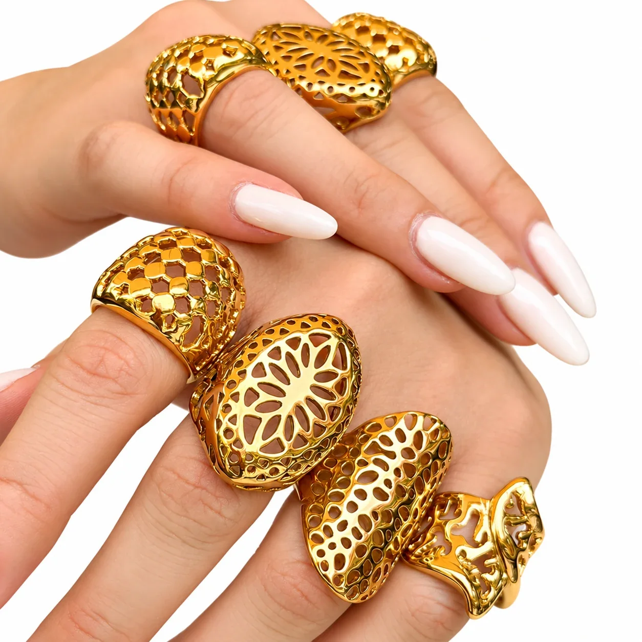 Ring Organic Openwork Brede Band Goud PVD Roestvrij Staal productfoto