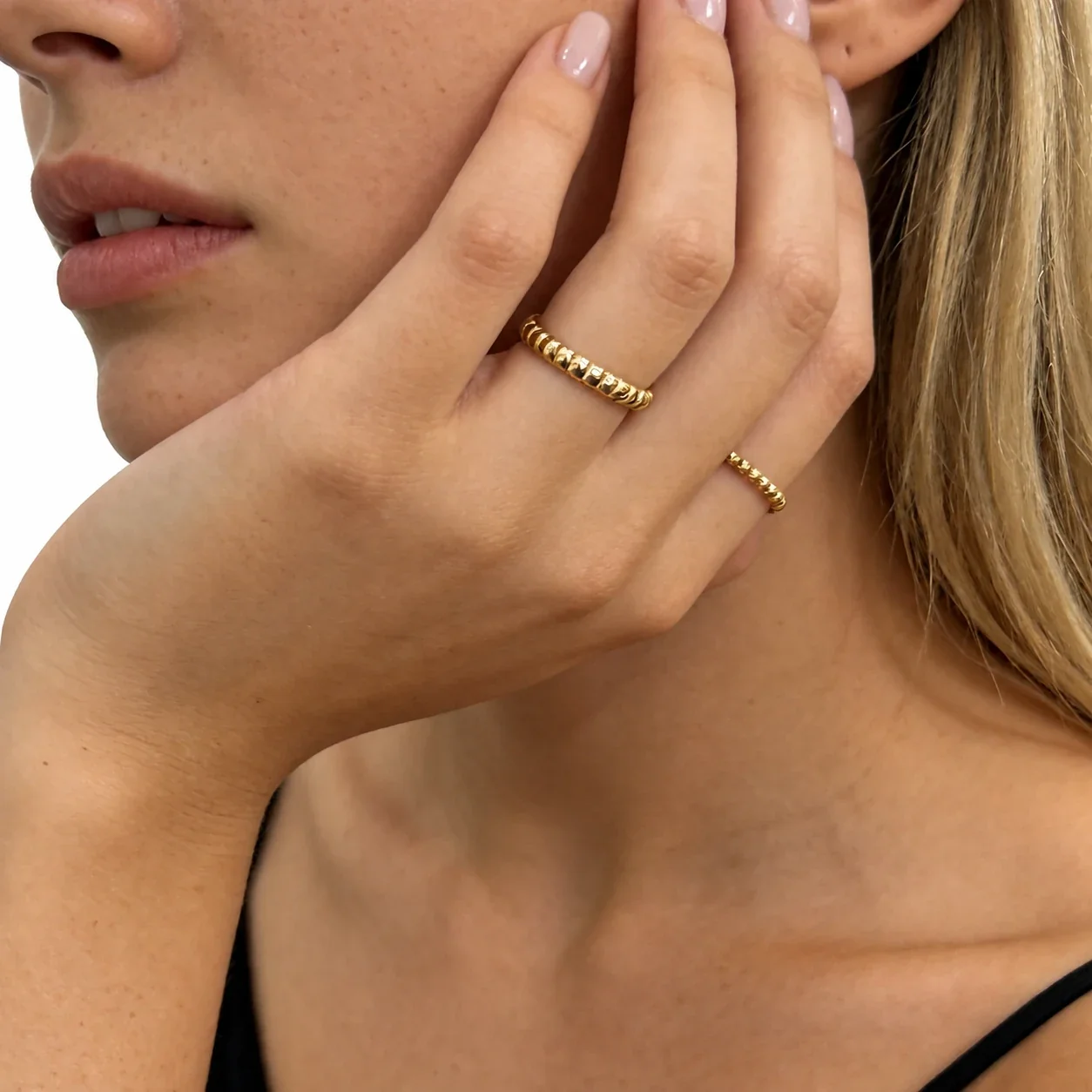 Bead Rings in Fine and Wide Profiles, 18K Gold-Plated Steel