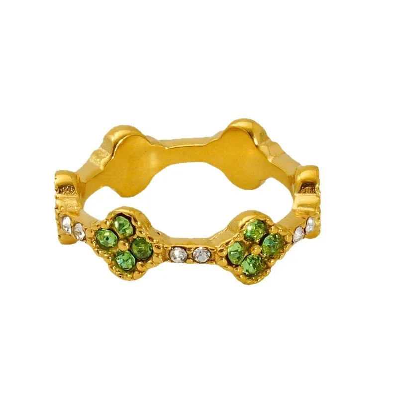 Ornate 18K Gold-Plated Scalloped Clover CZ Ring