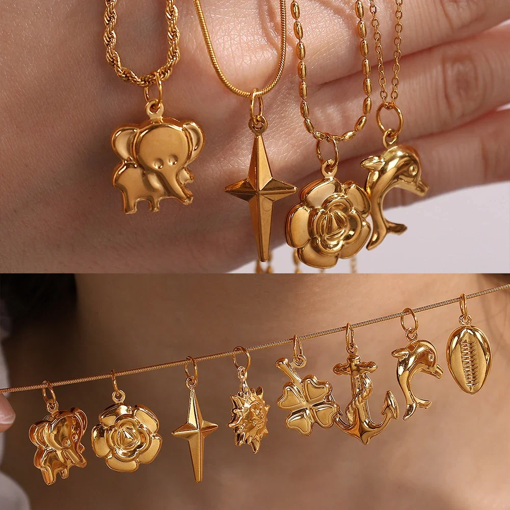 Foto del producto: Colgantes con motivos huecos de acero inoxidable chapado en oro