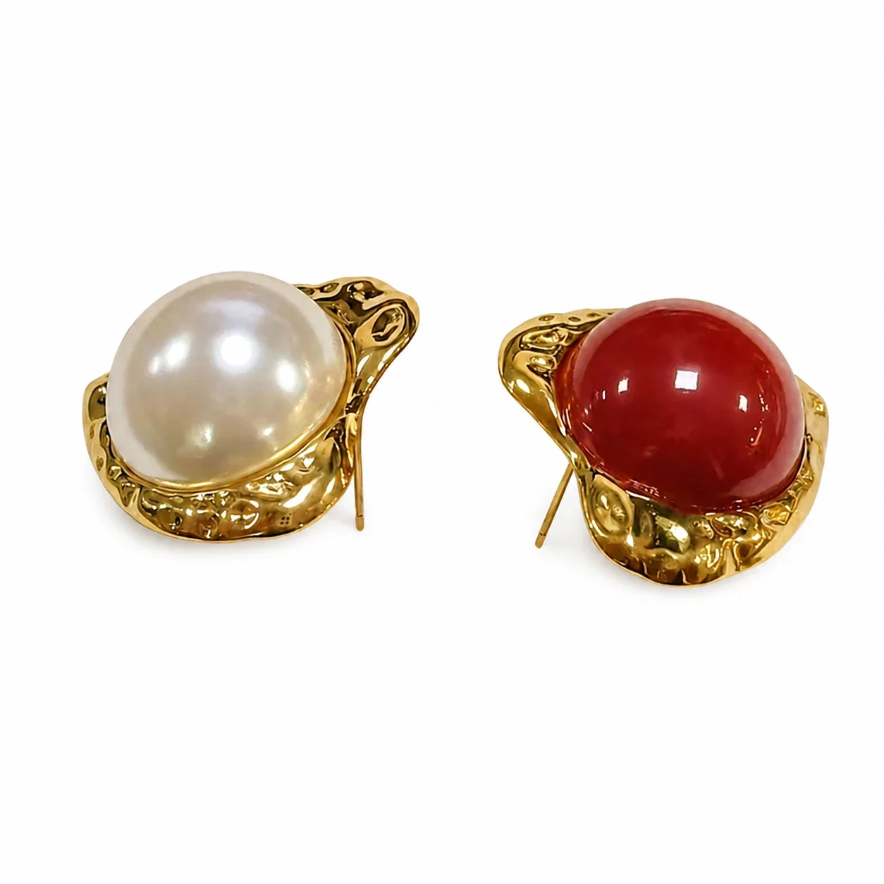 Foto prodotto: Orecchini a Cuore Martellato in Acciaio Chirurgico 316L Placcati Oro 18K con Perla - PVD