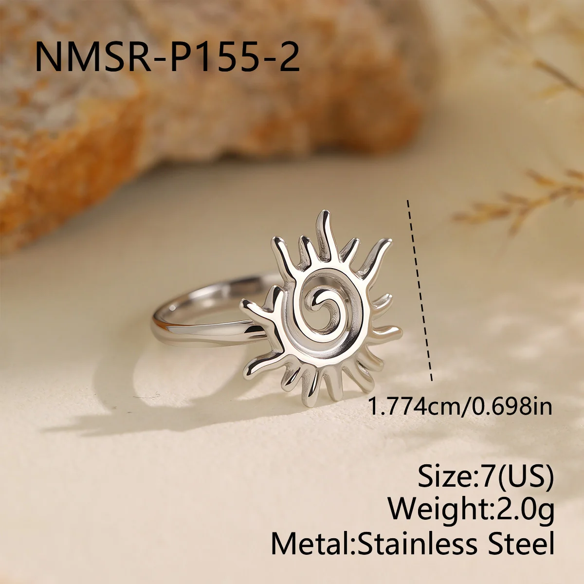 Open ring met zonnespiraal in verguld roestvrij staal productfoto
