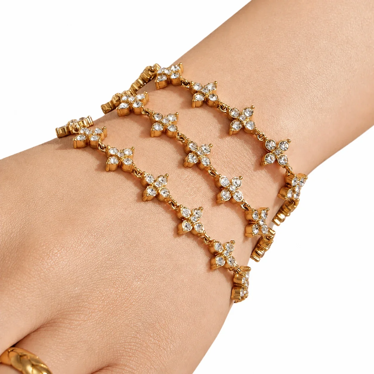 Dainty 18K Gold PVD Four-Leaf CZ Box Chain Bracelet