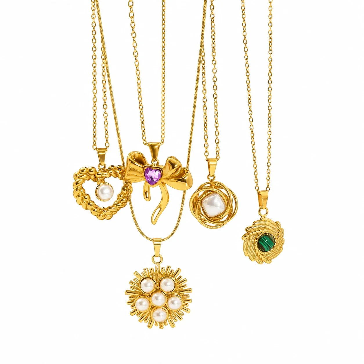 Ornate Gold-Plated Stainless Steel Pearl Heart Pendant Necklace