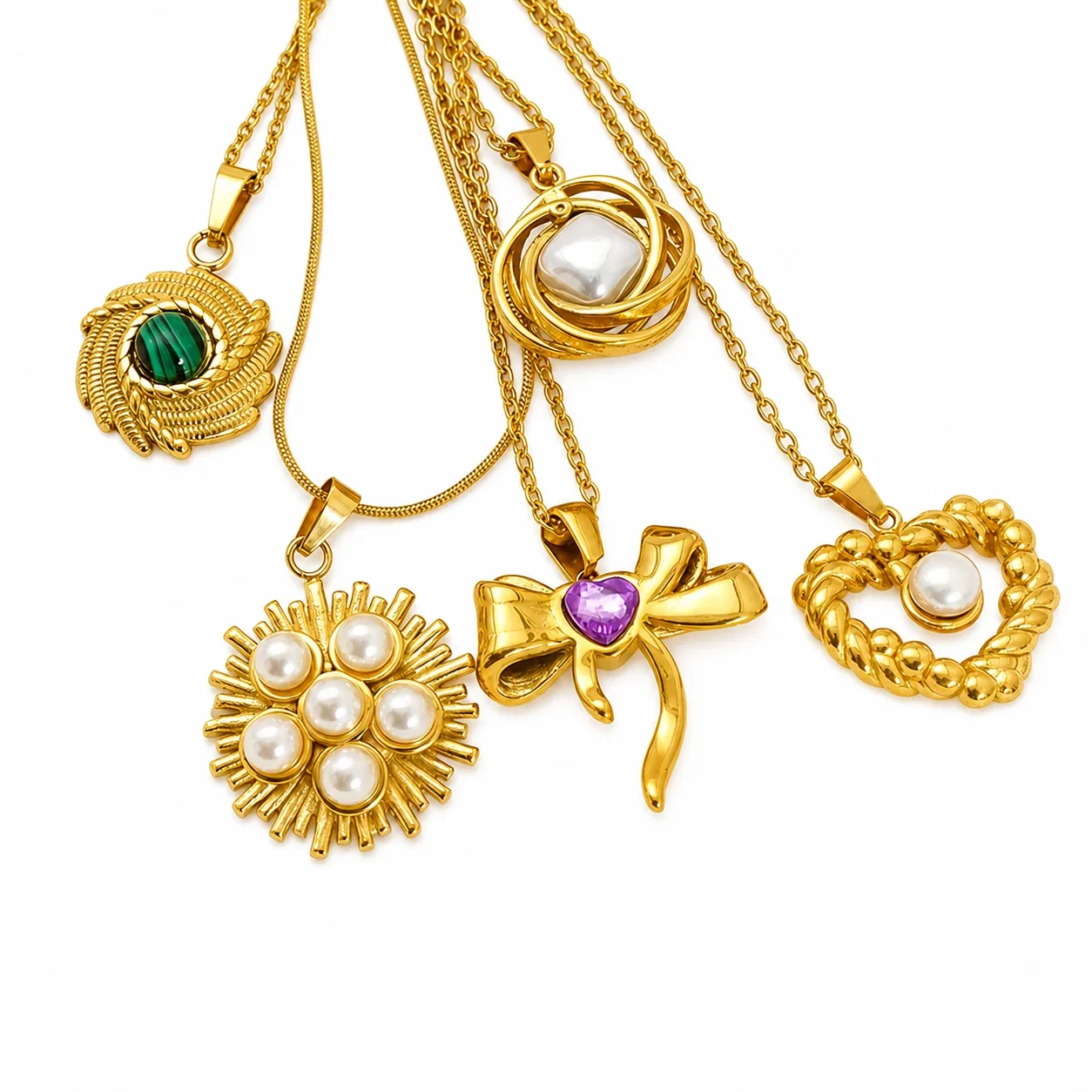 Ornate Gold-Plated Stainless Steel Pearl Heart Pendant Necklace