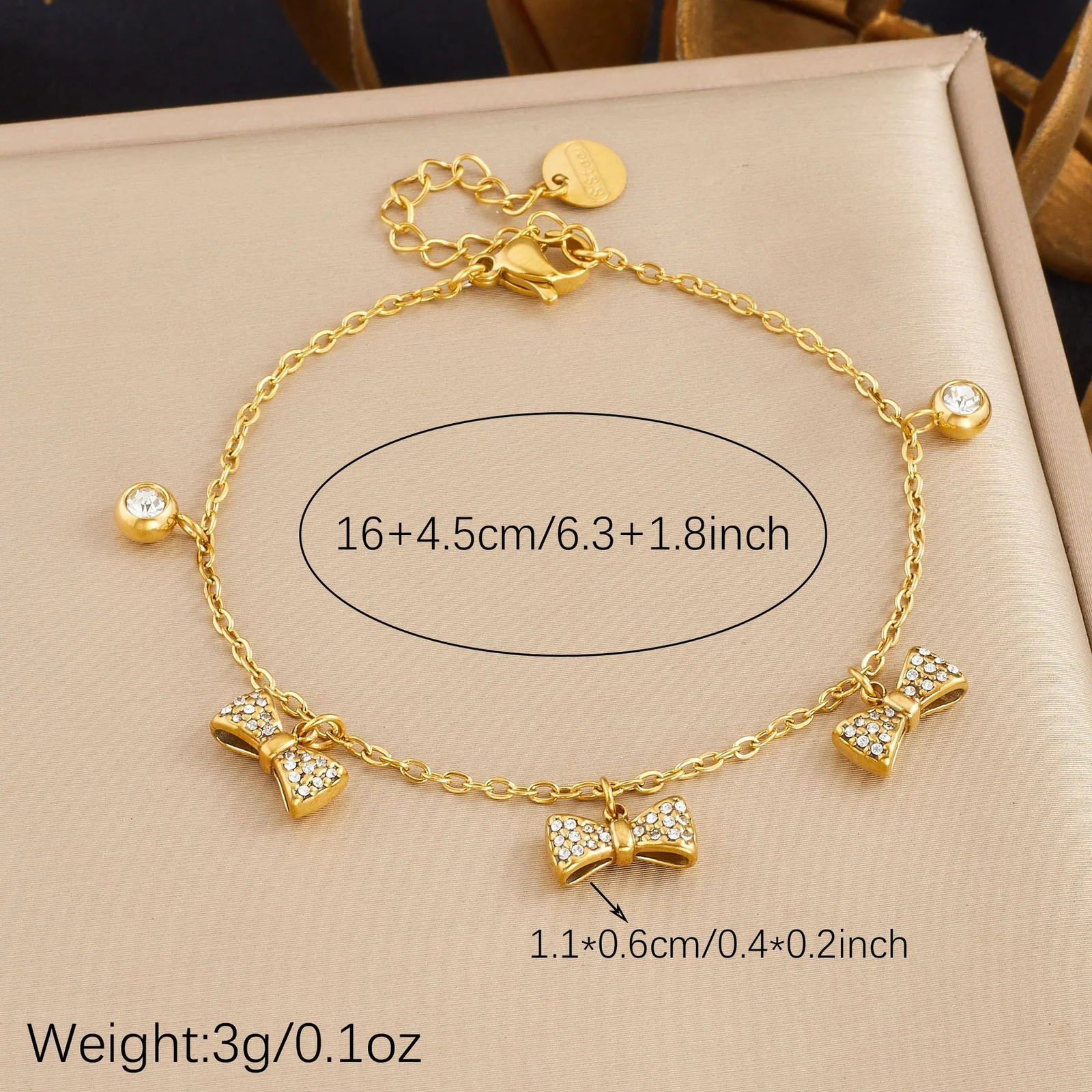 Rozenbedelarmband met CZ-druppels in kastzetting, verguld staal productfoto