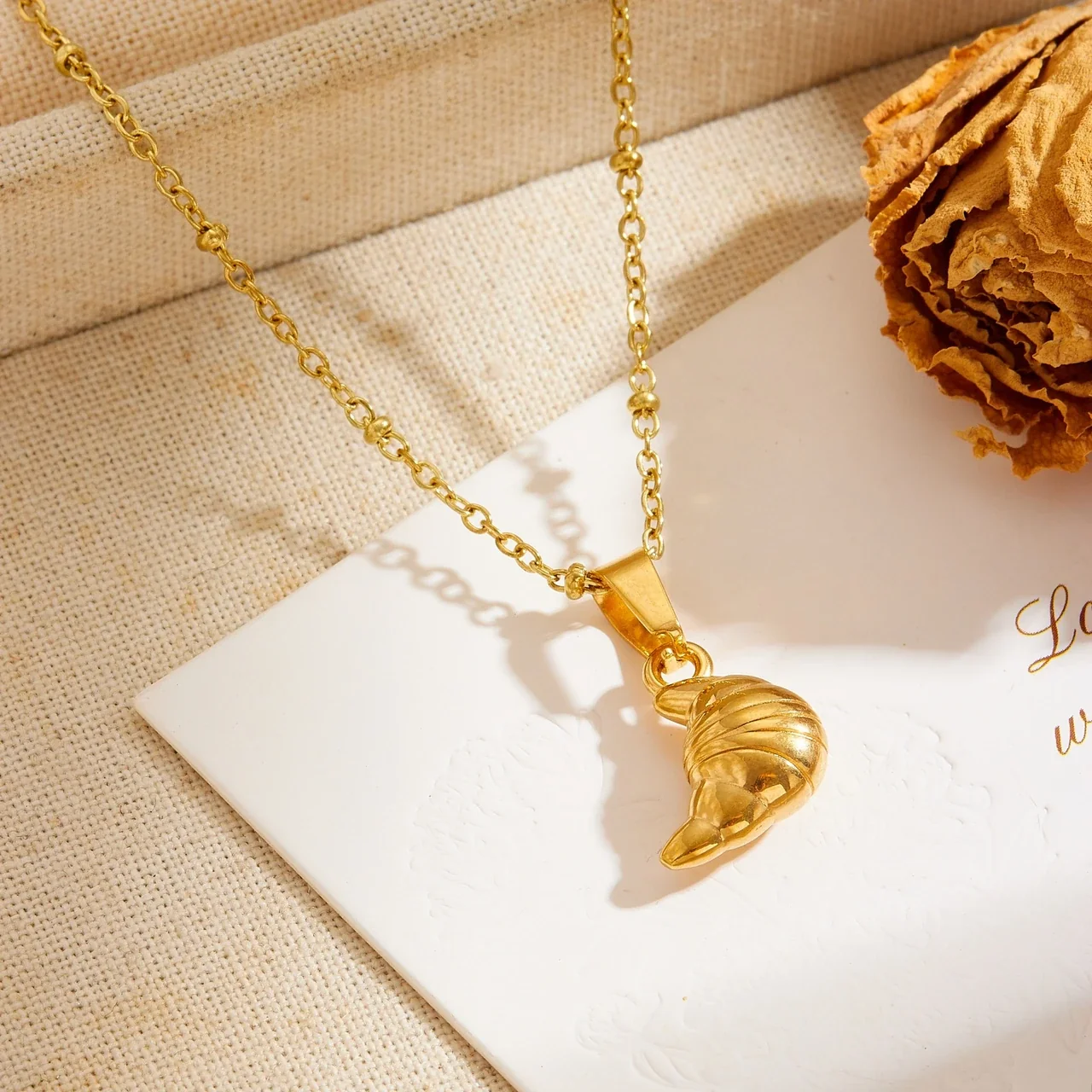 Shell Pendant Necklace with Beaded Link Chain, Gold-Plated Steel