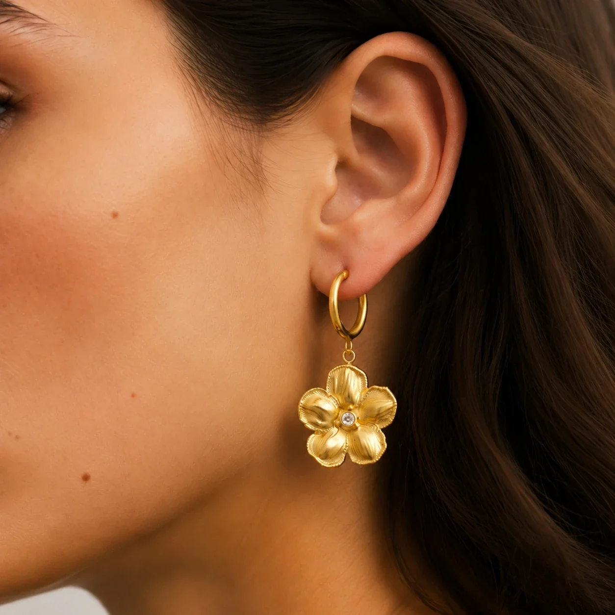 Hoop Earrings with Five-Petal Crystal Flowers, Gold-Plated Steel