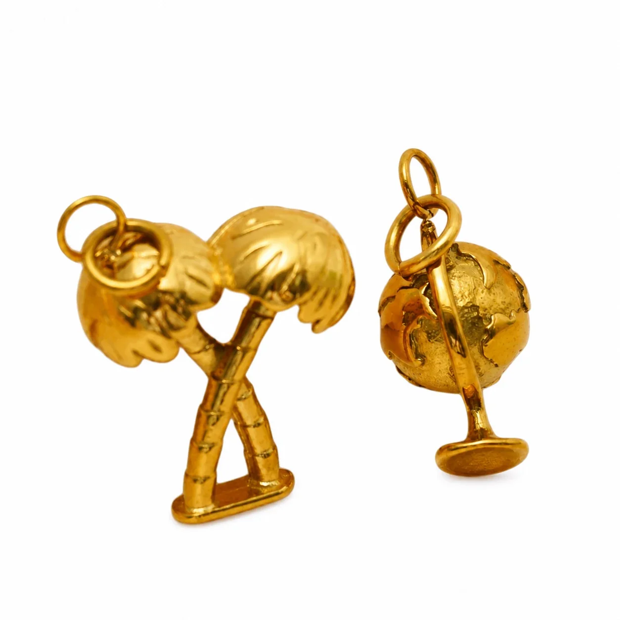 Whimsical 18K Gold-Plated Globe Palm Motif Necklace