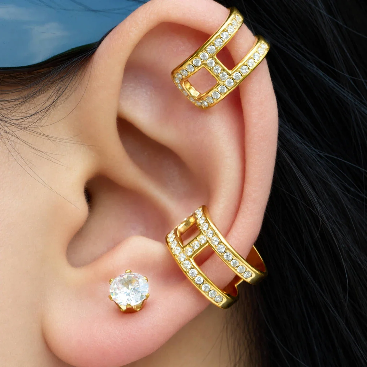 Ear cuff met pavé opengewerkte dubbele banden, roestvrij staal productfoto